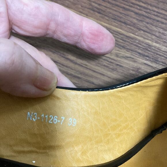 Lisa-W Black Patent Leather Slingback Cork Wedge Peep Toe Pumps. Size 39/8.5. - Picture 7 of 9